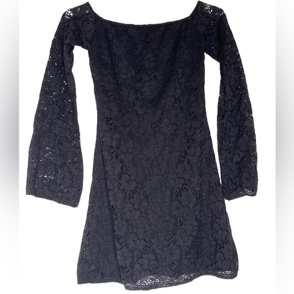 LOVE…ADY BLACK FLORAL LACE LONG SLEEVE COCKTAIL DRESS SIZE XS - Picture 1 of 5